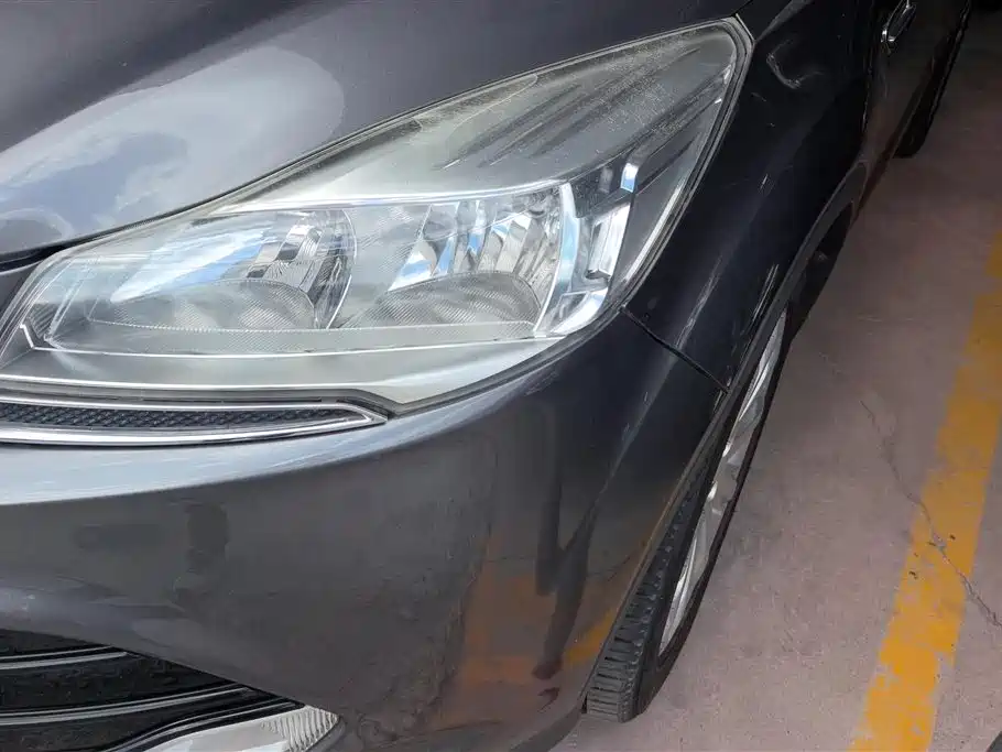 Kuga 1.6 L GTDi 2 WD Comfort