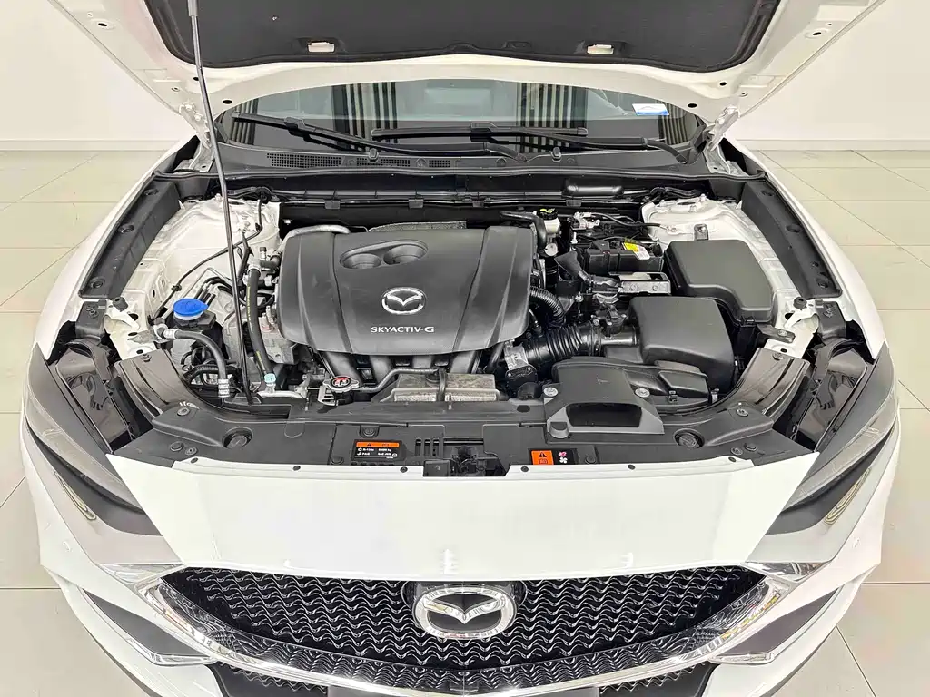 Mazda CX-4 2.0 L Auto 2 WD Blue Sky Taste