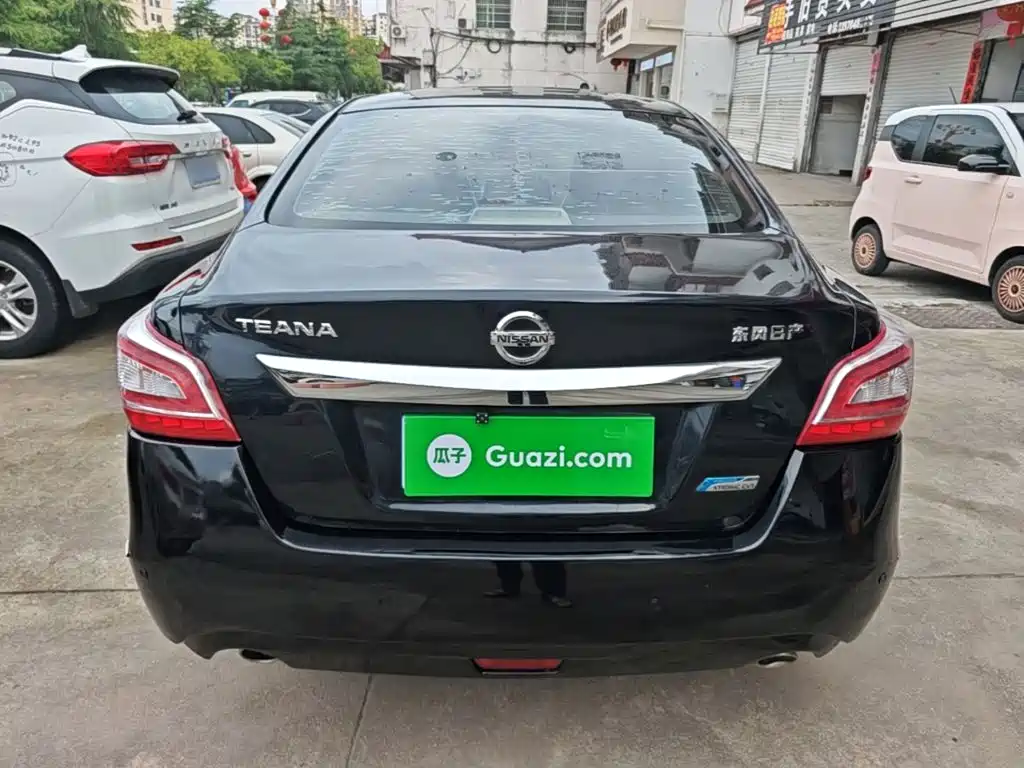 Teana 2.0 L XE Fashion