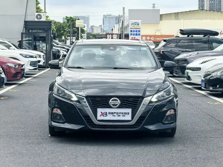 Nissan Teana 2.0 L XL Upper AD1 Smart Travel Navigator