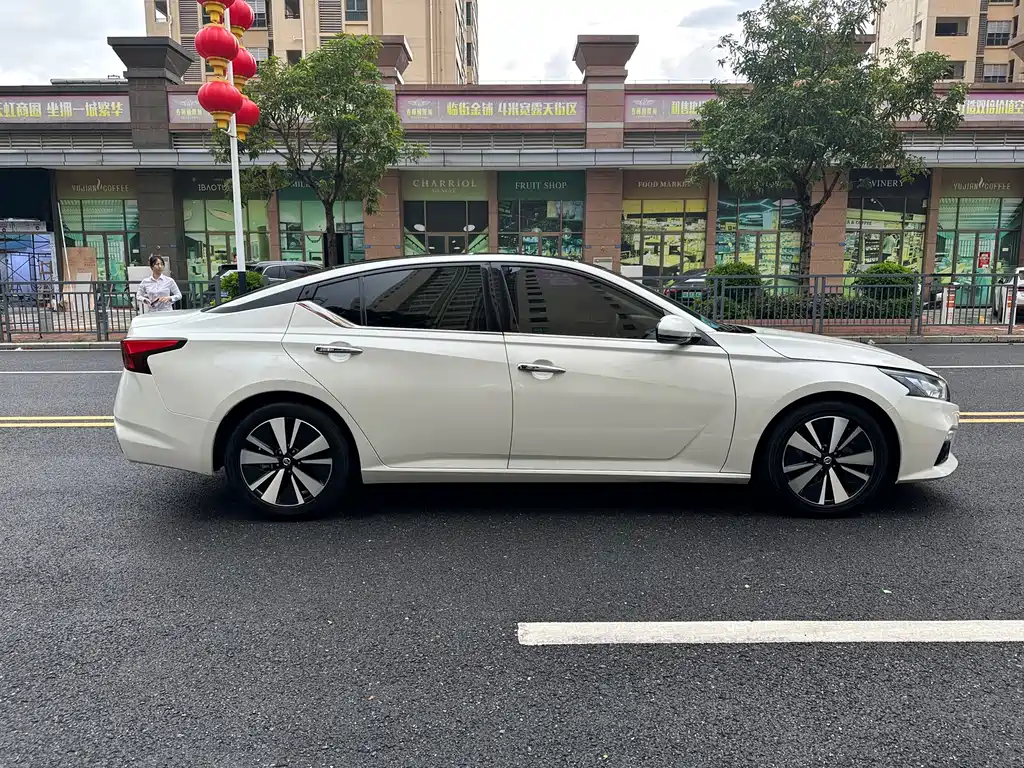Teana 2.0 T XL Upper AD1 Smart Enjoyment Navigator