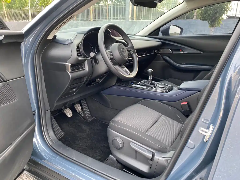 Mazda CX-30 马自达CX-30 2022款 2.0 L 手动尚悦型