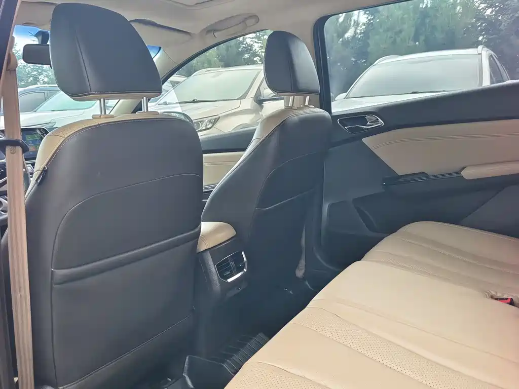 Baojun 310 W 宝骏310 W 2017款 1.5 L 手动豪华型 国V