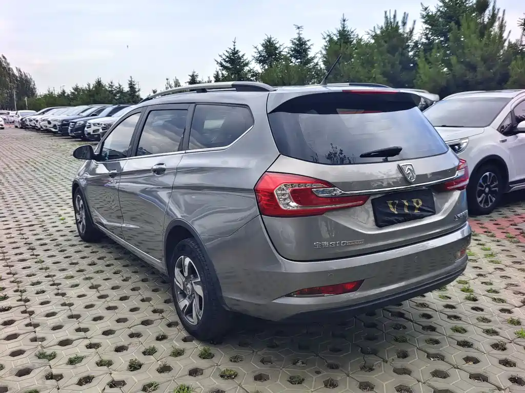 Baojun 310 W 宝骏310 W 2017款 1.5 L 手动豪华型 国V