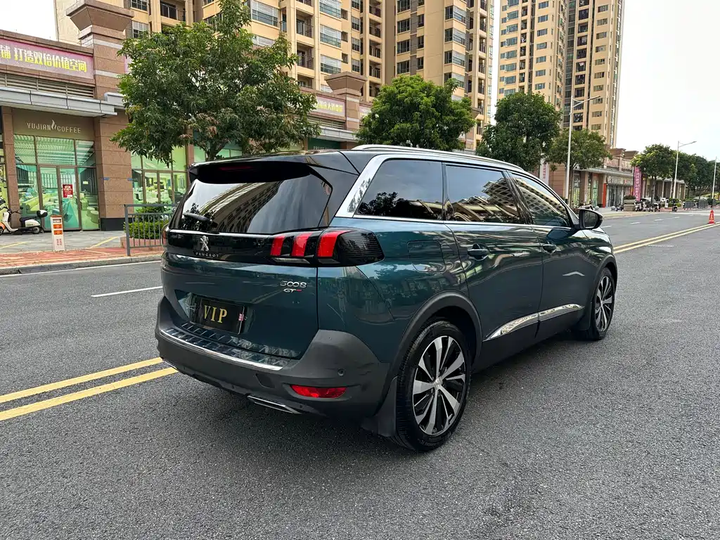 Peugeot 5008 380 THP 7-seat Luxury GT