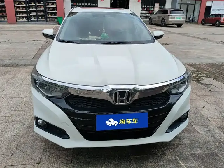 Honda Crider 180 Turbo CVT Luxury CN-VI