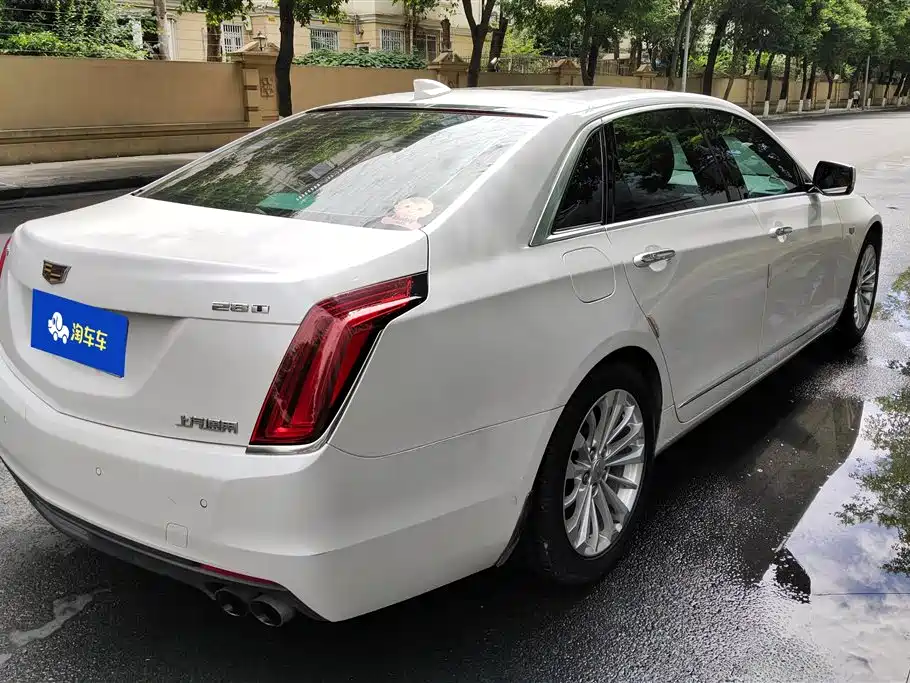 Cadillac CT6 28 T Luxury
