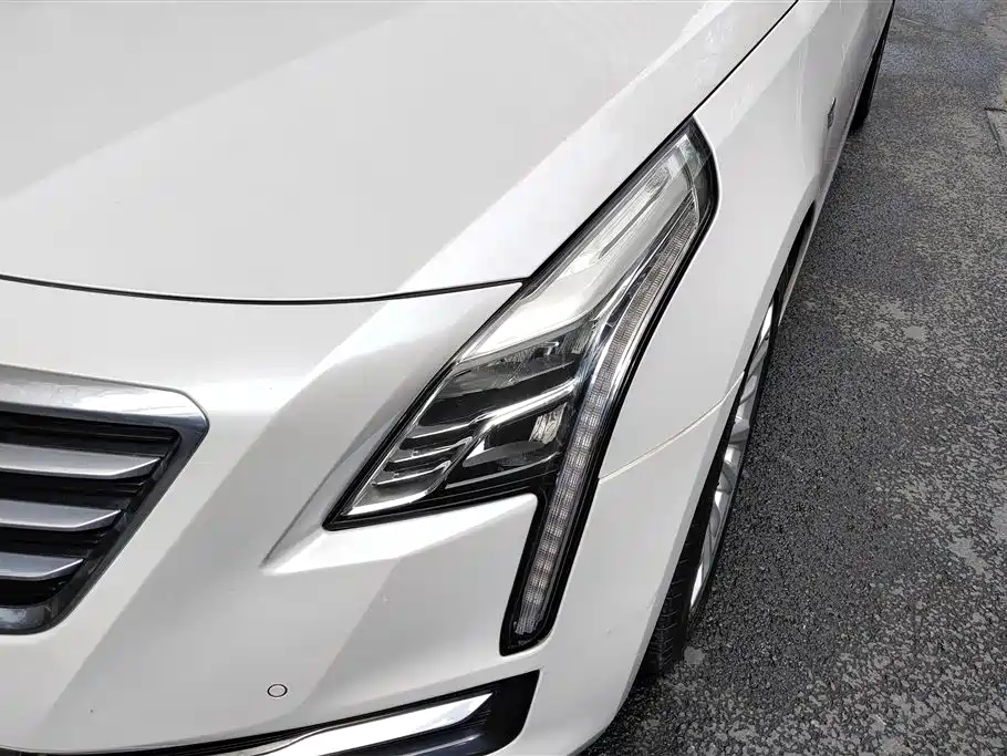 Cadillac CT6 28 T Luxury