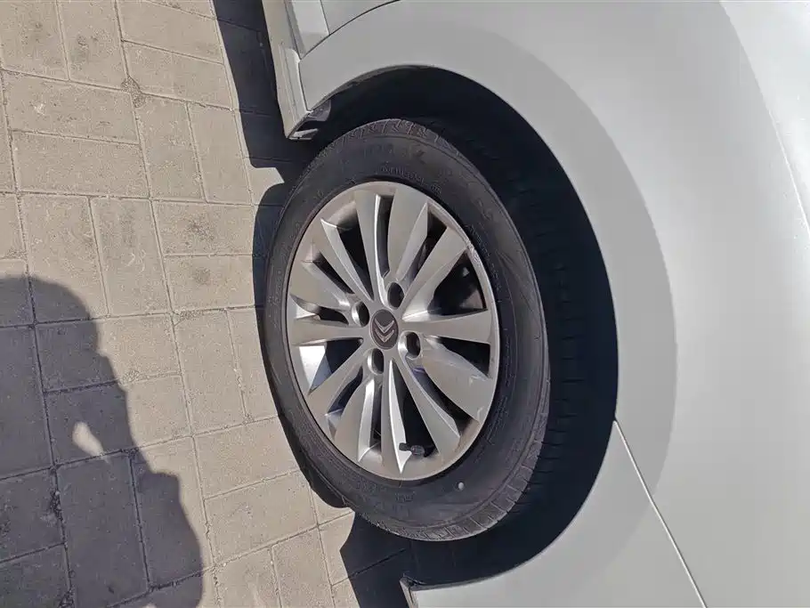 C-Quatre 世嘉 2014款 1.6 L 手动车载互联版