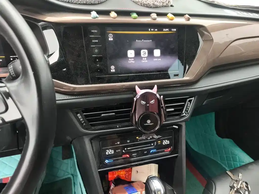 Tharu 280 TSI 2 WD Comfort