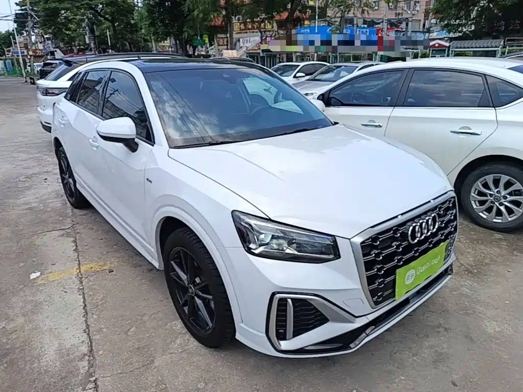 Audi Q2 L 35 TFSI Progressive Dynamic