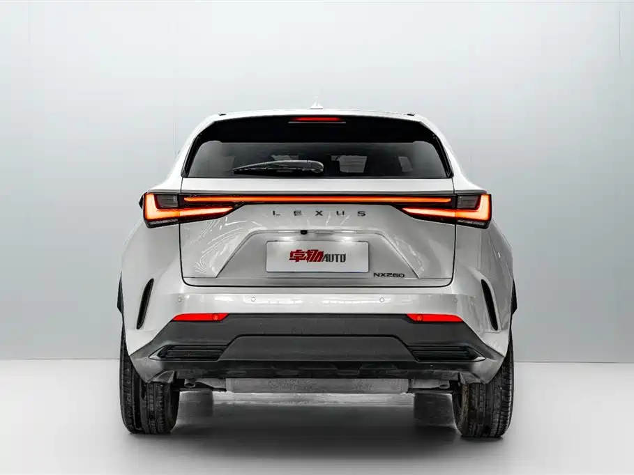 Lexus NX 260 FWD Creative Speed