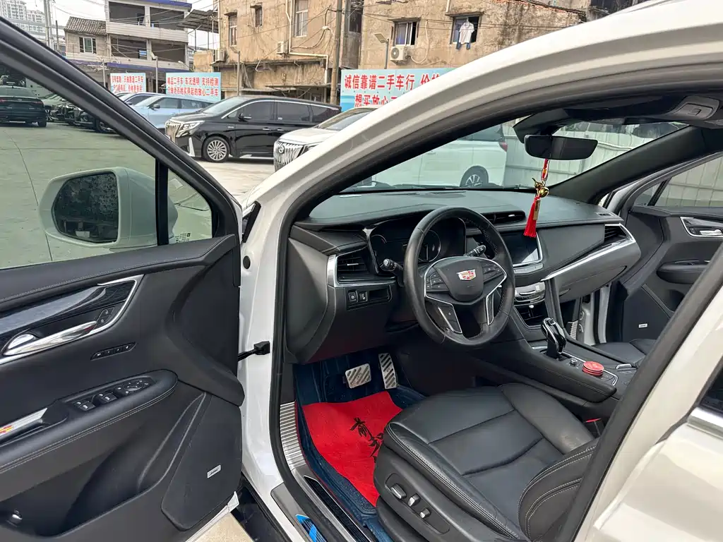 Cadillac XT5 28 T Luxury