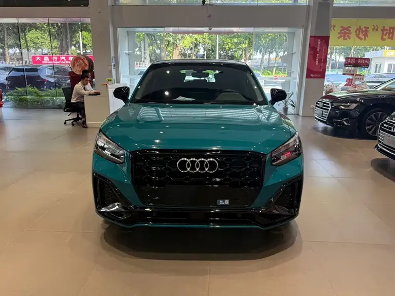 Audi Q2 L 35 TFSI Fashion Dynamic