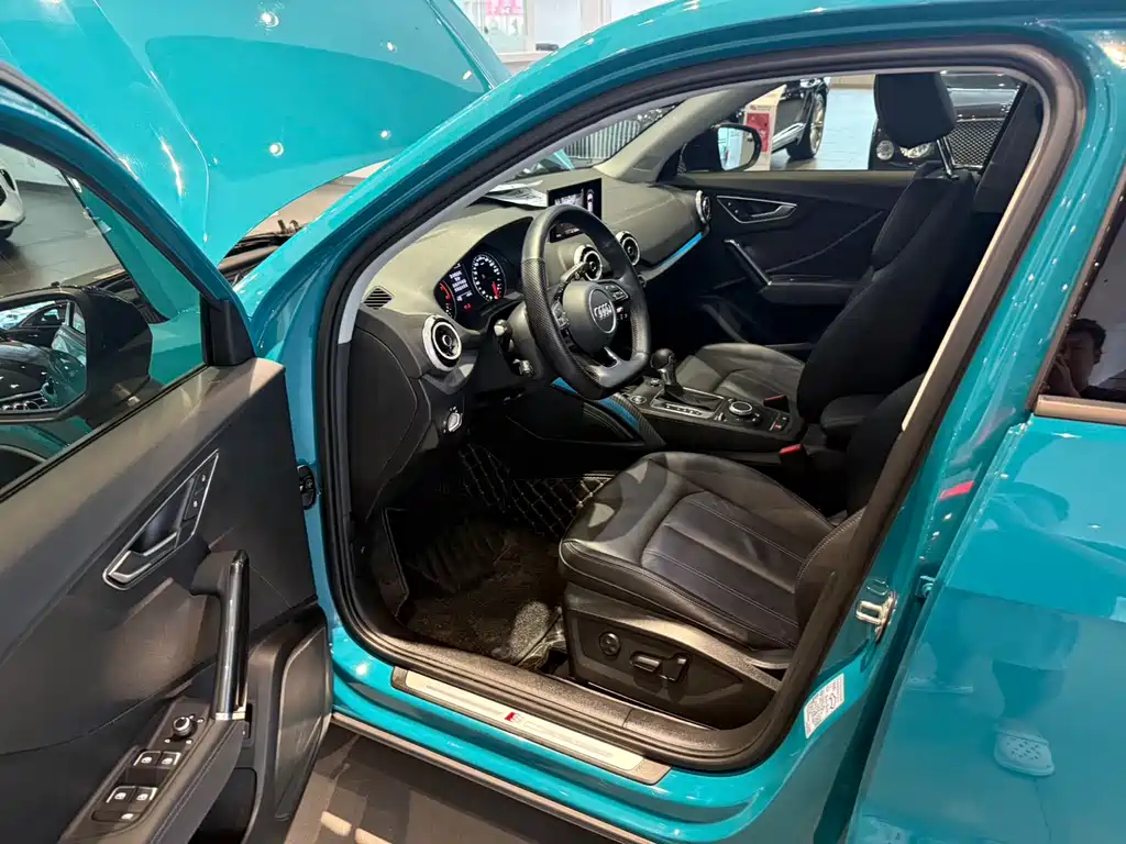 Audi Q2 L 35 TFSI Fashion Dynamic