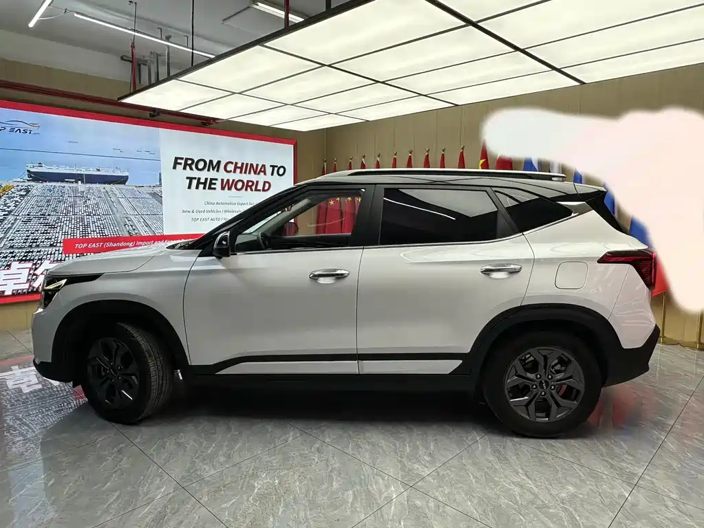 Seltos 1.5 L CVT Luxury