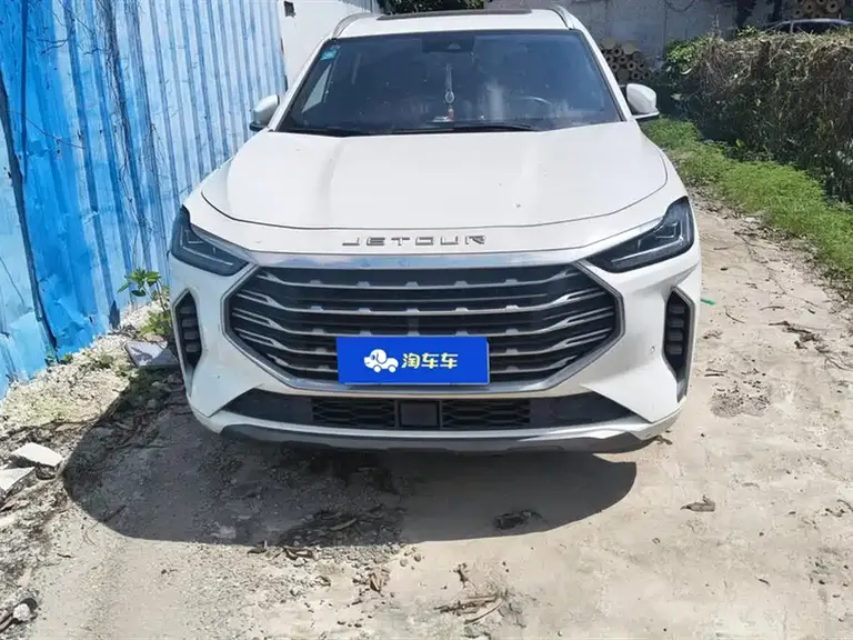 Jetour X70 PLUS Facelift 1.6 T DCT 5-seat