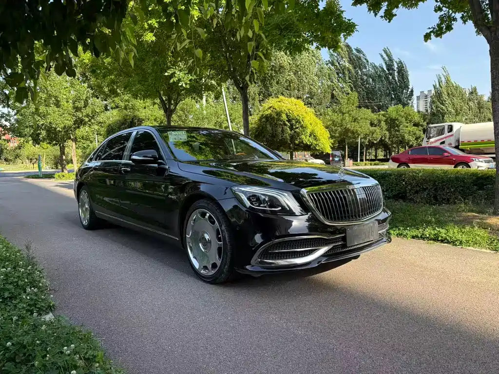 Maybach S-Class S 400 4 MATIC