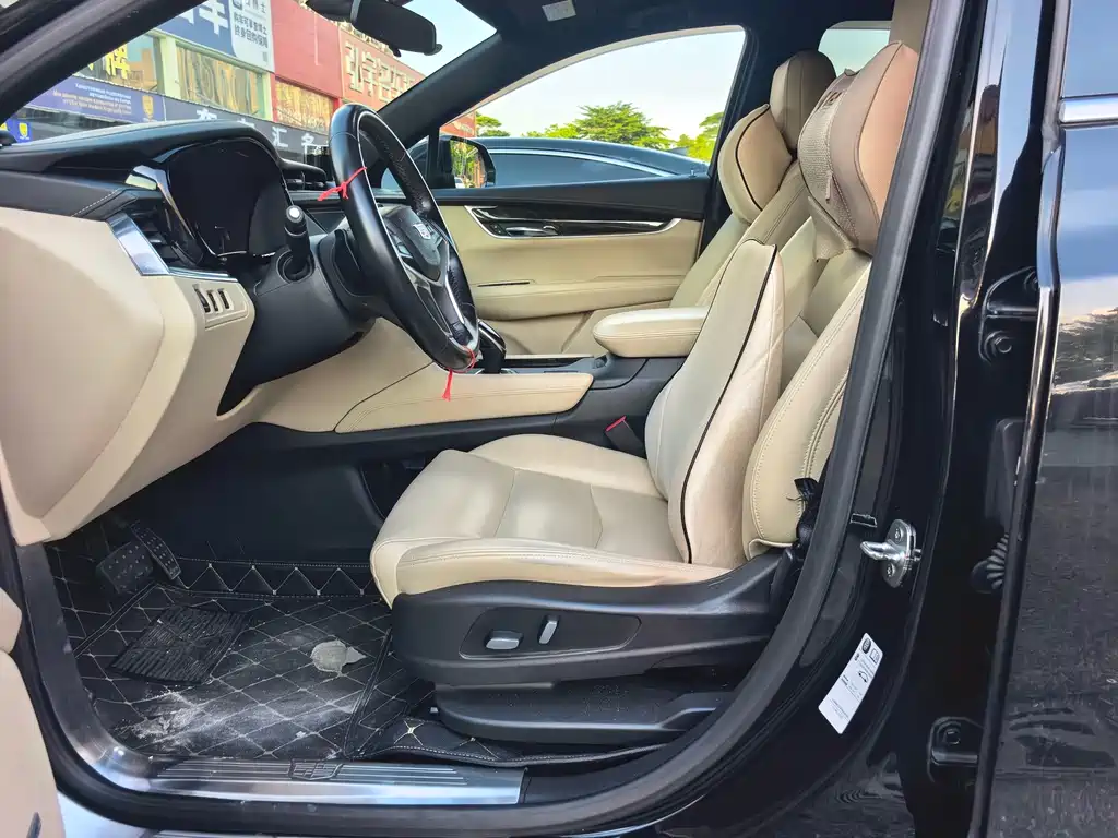 Cadillac XT5 28 T 4 WD Tech
