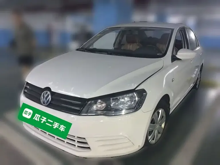 Volkswagen Jetta 1.6 L Manual Fashion