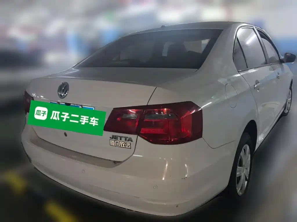 Jetta 1.6 L Manual Fashion