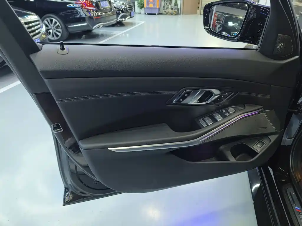 BMW M3 M3 4-door Sedan M xDrive Thunder