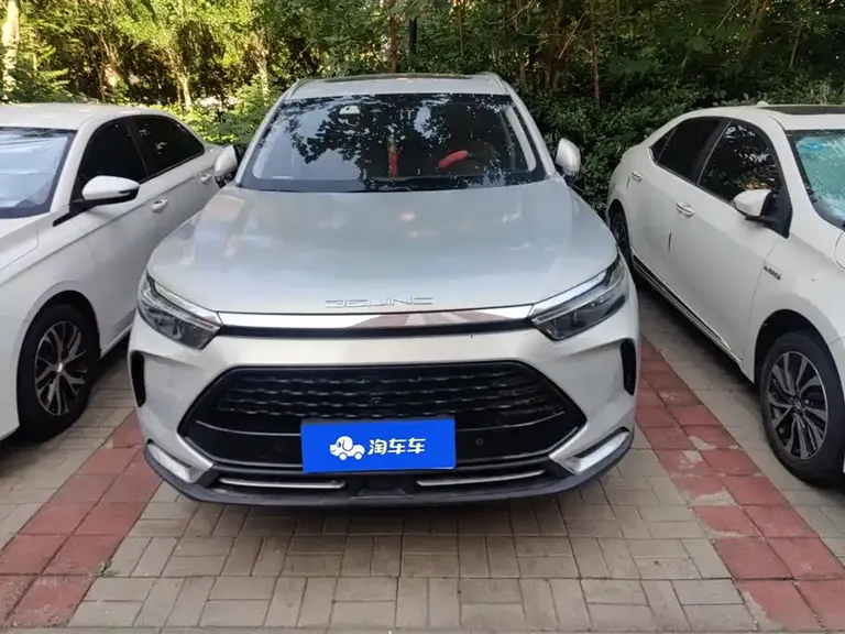 BAIC X7 1.5 TD DCT Premium Leading