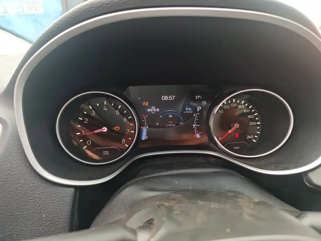 Compass 200 T Auto Home Enjoyment
