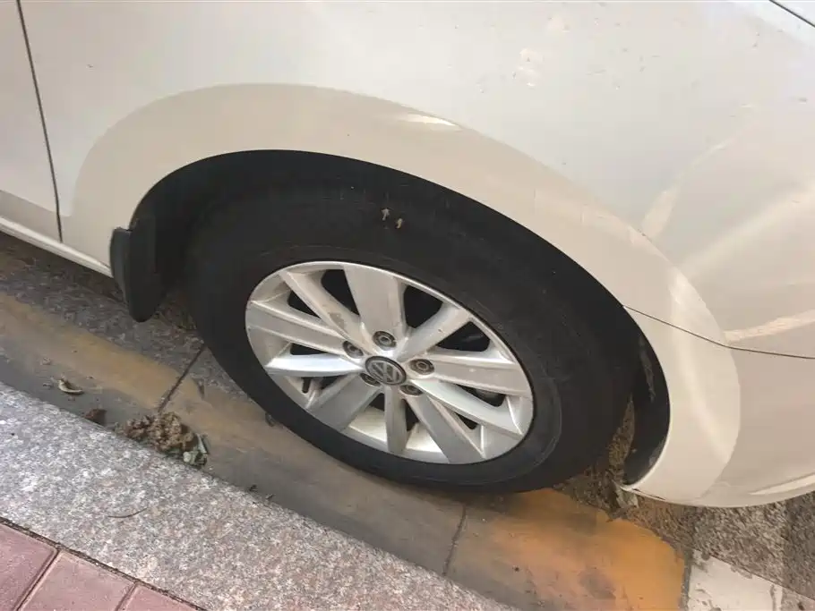 Jetta 1.6 L Auto Fashion