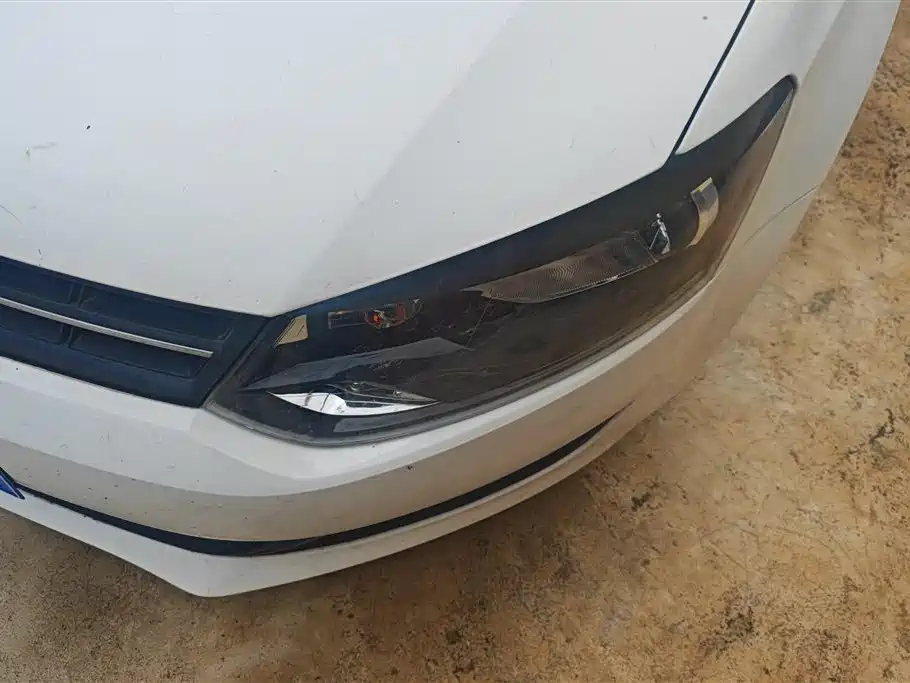 Polo 1.4 L Manual