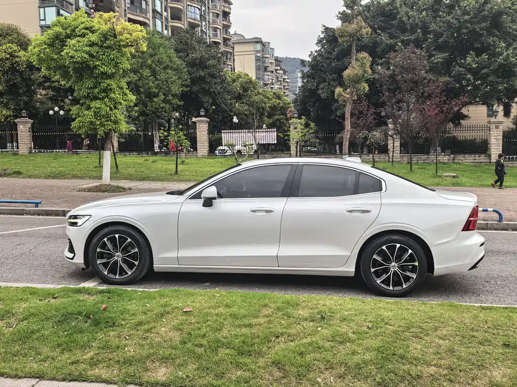 Volvo S60 T4 Smart Ease Luxury