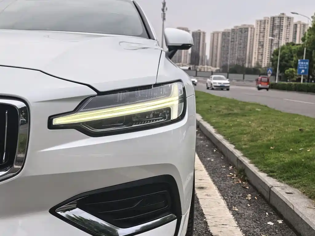 Volvo S60 T4 Smart Ease Luxury