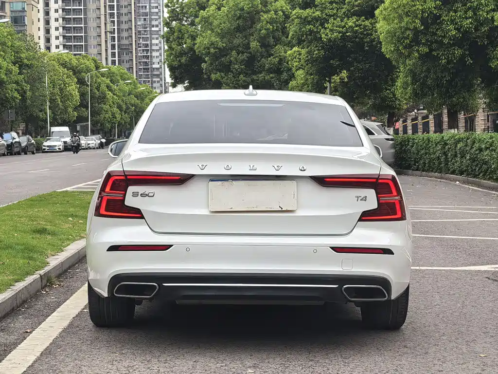 Volvo S60 T4 Smart Ease Luxury