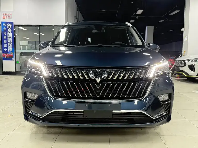 Wuling Jiachen 1.5 T CVT Premium Flagship