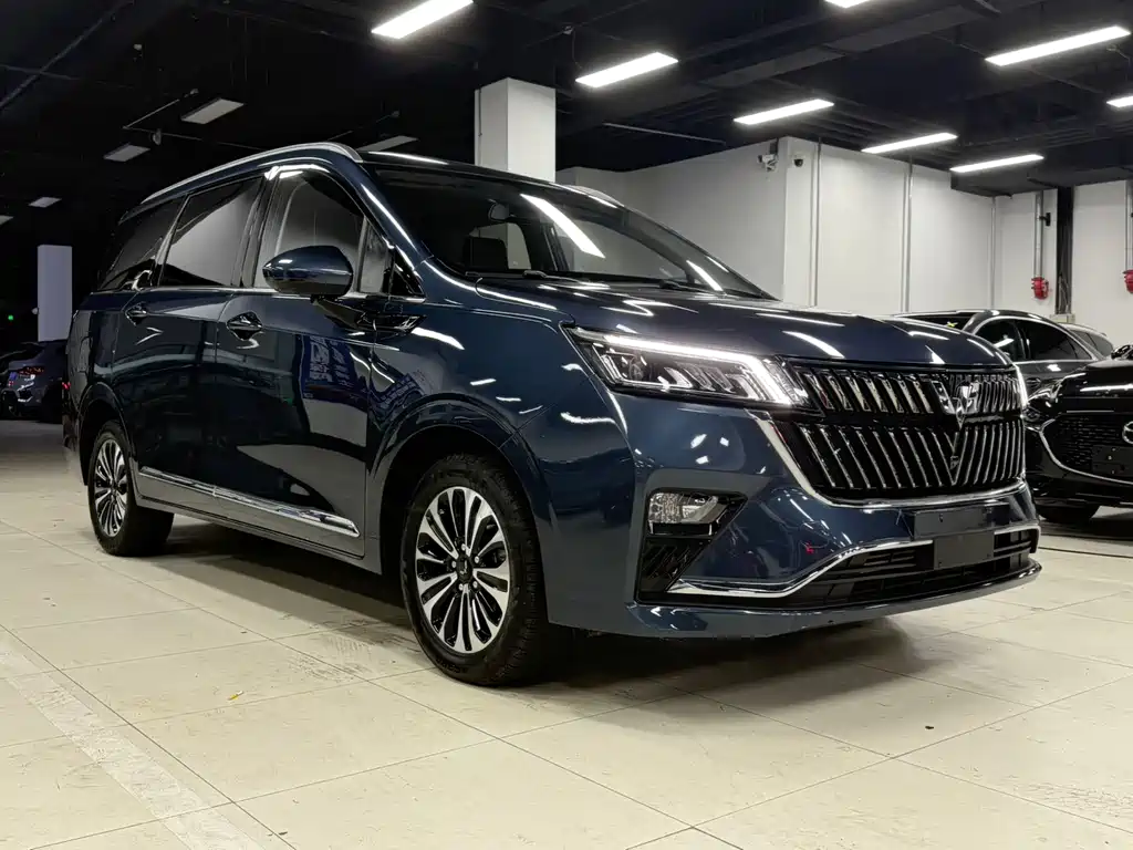 Wuling Jiachen 1.5 T CVT Premium Flagship