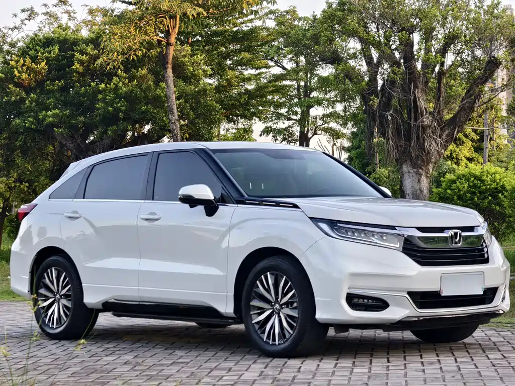 Avancier 370 TURBO 2 WD Luxury