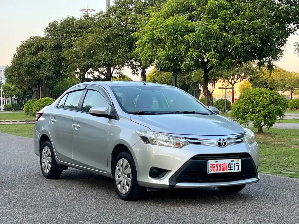 Vios 1.5 L Auto Smart Style