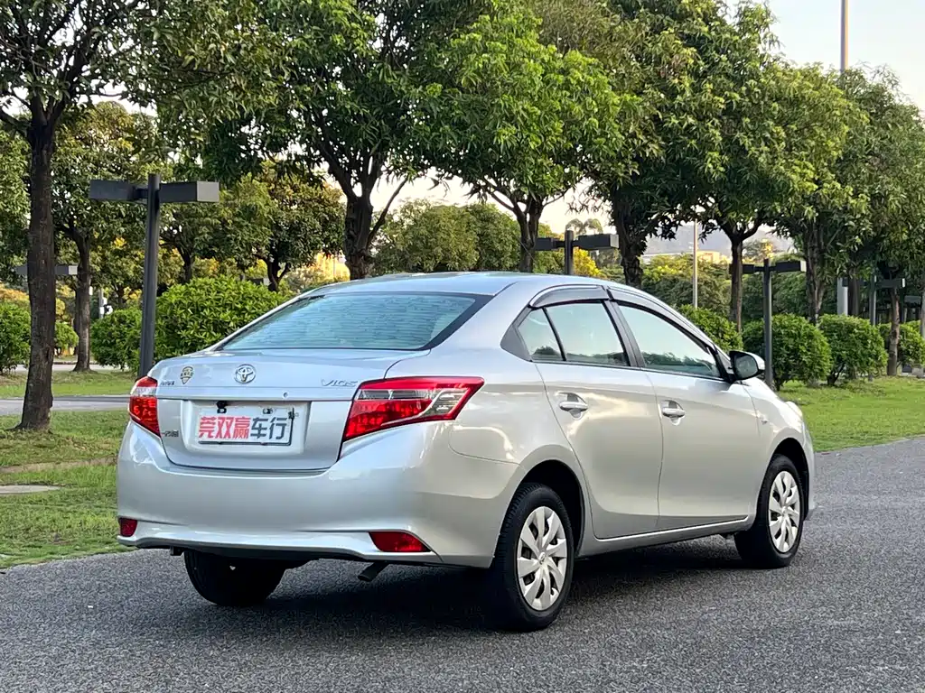 Vios 1.5 L Auto Smart Style