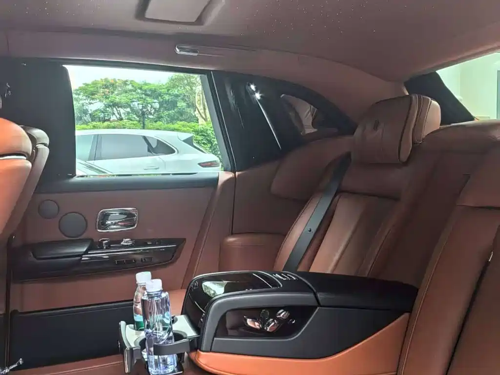 Phantom 6.7 T Standard Wheelbase