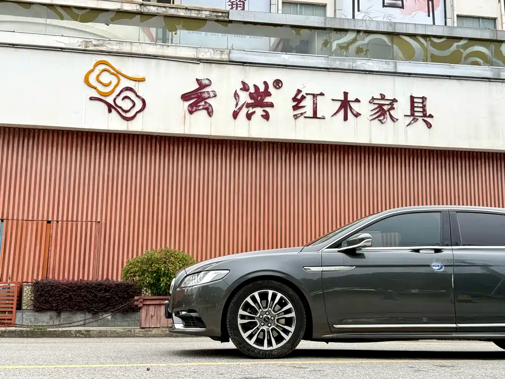 Lincoln Continental 3.0 T 4 WD Honor Shine