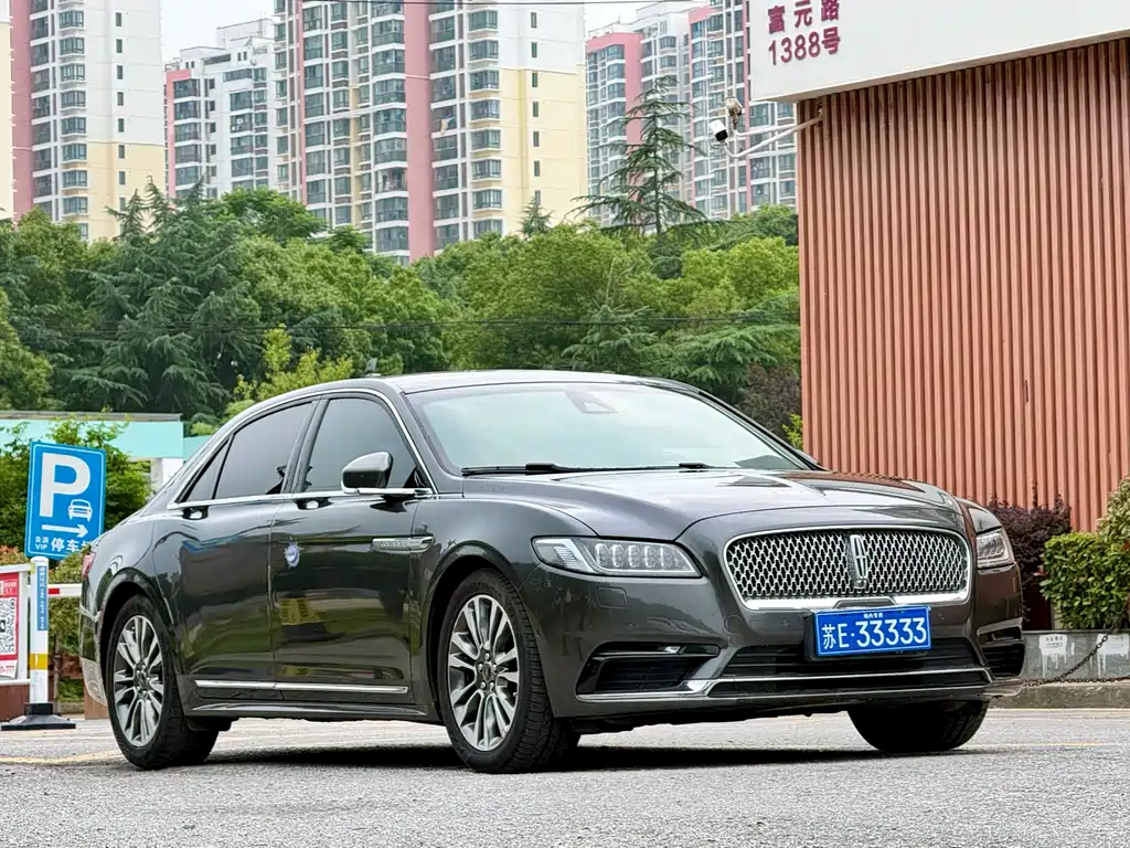 Lincoln Continental 3.0 T 4 WD Honor Shine