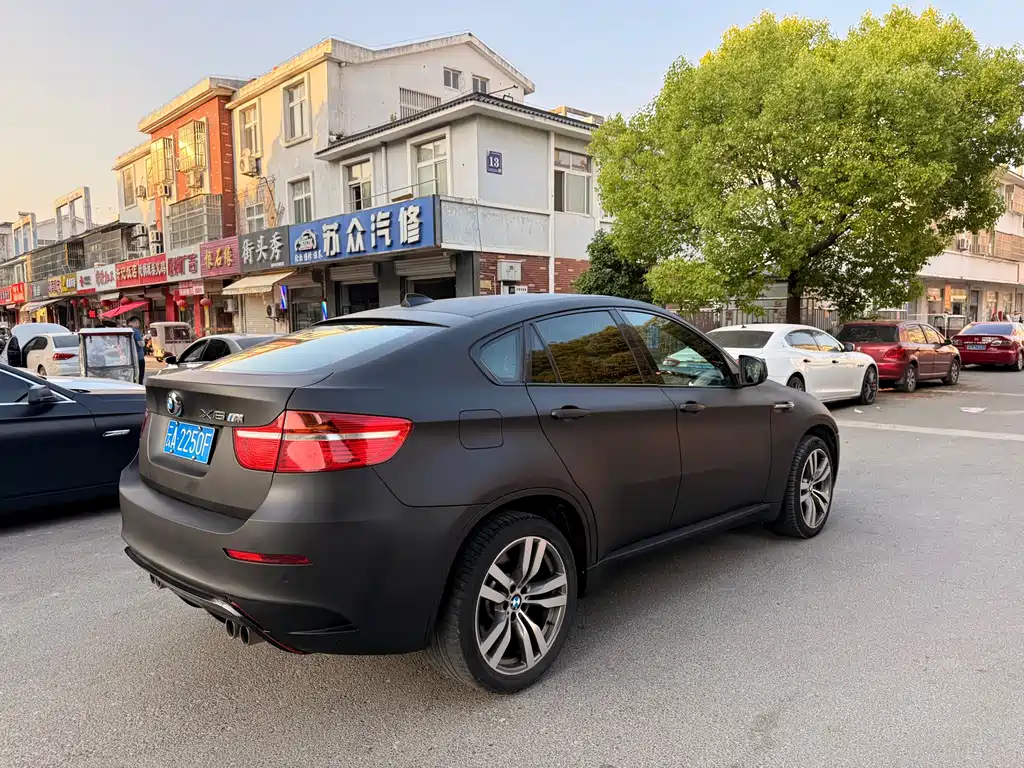 BMW X6 M