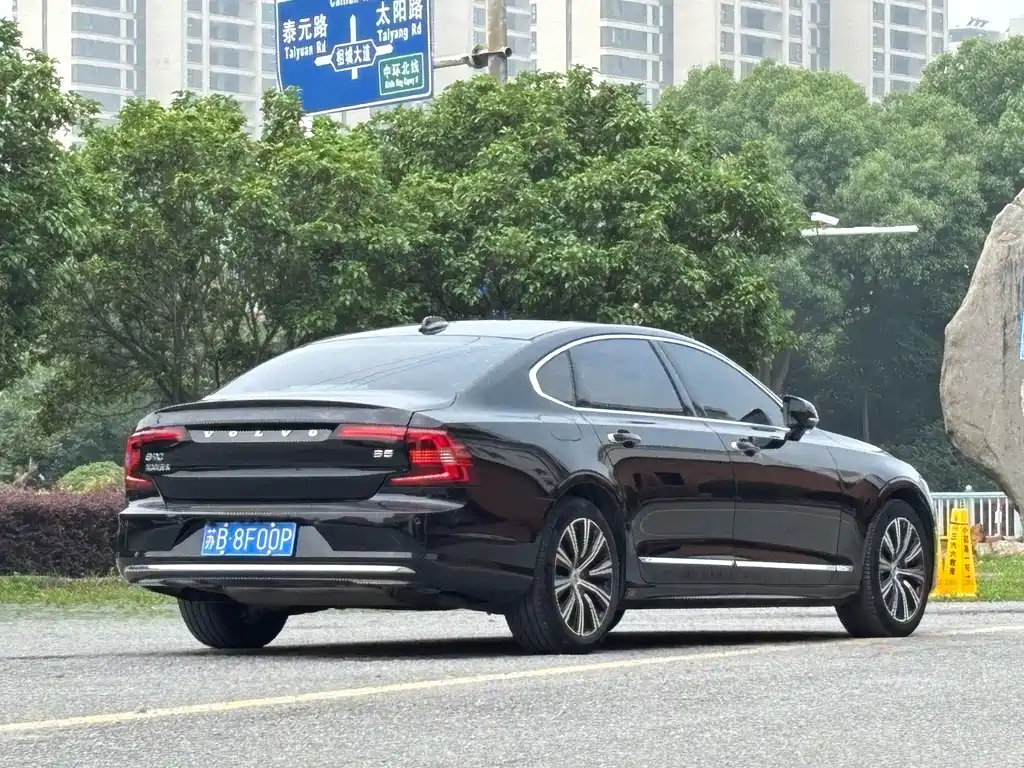 Volvo S90 B5 Smart Ease Luxury