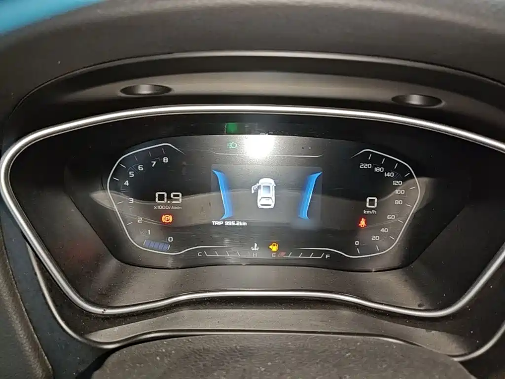 Vision X6 1.8 L Manual 4 G Connected Luxury