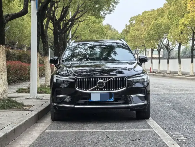 Volvo XC60 B5 4 WD Smart Vision Luxury