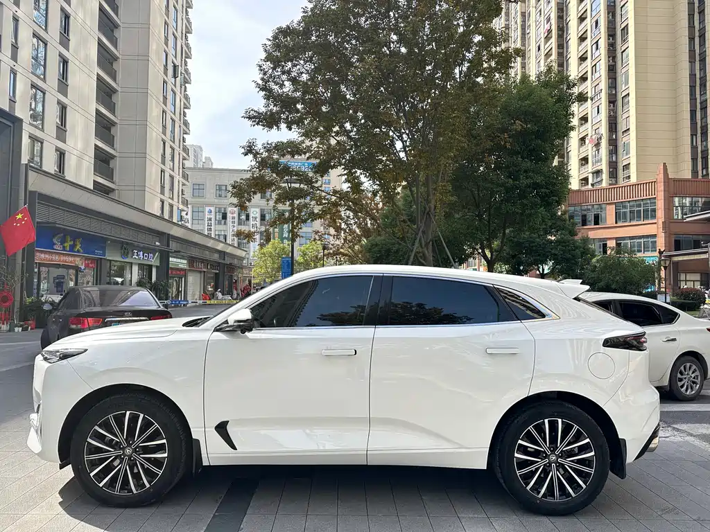Changan UNI-K 2.0 T 2 WD Joy