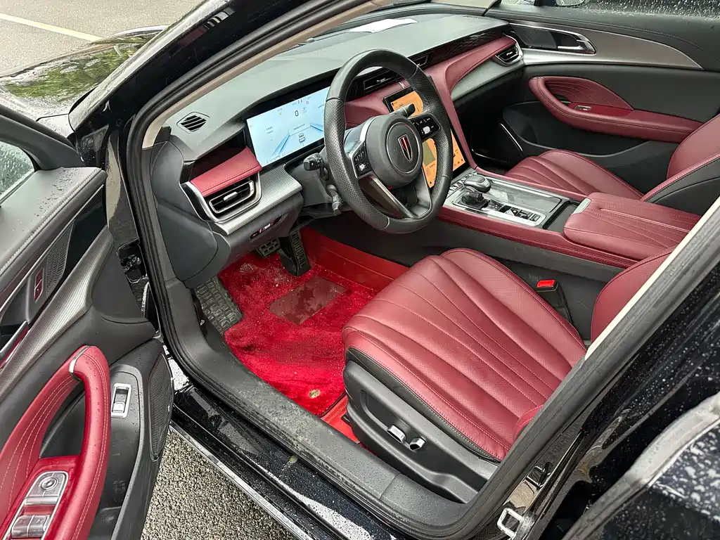 Hongqi H5 2.0 T Auto Connected Flagship Enjoyment
