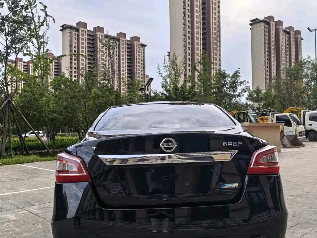 Teana 2.0 L XL Comfort