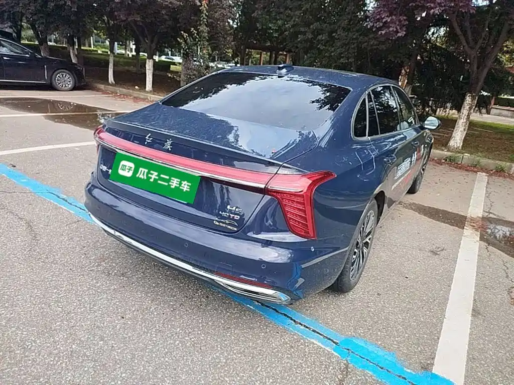 Hongqi H5 2.0 T Auto Connected Flagship Leading