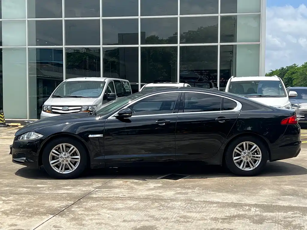 Jaguar XF XF 2.0 T Elegance